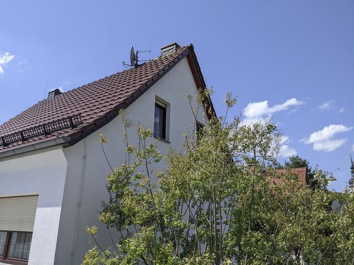 Casa con jardín en una ubicación tranquila, pero céntrica – Foto 2