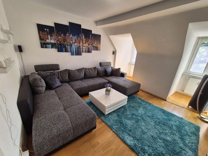 Hermoso apartamento de 4 habitaciones, céntrico y con parte de jardín – Foto 6
