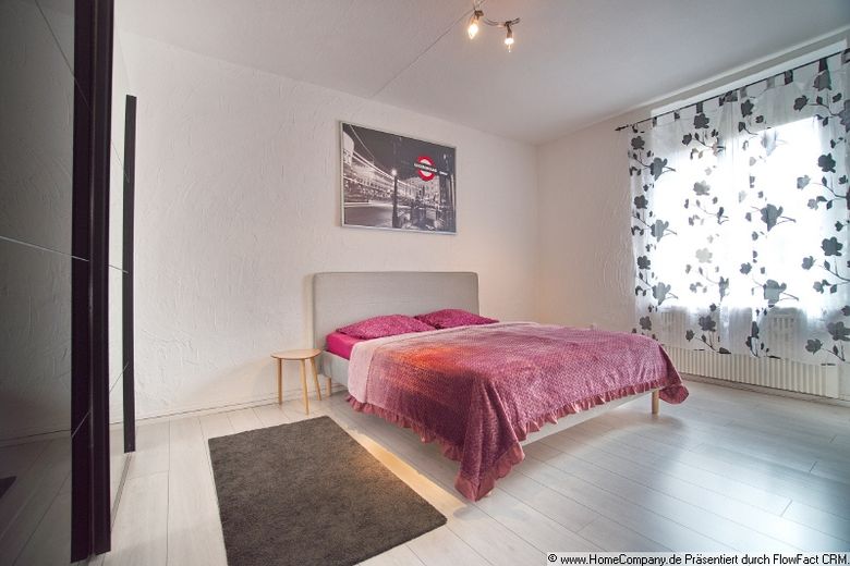 Modern apartment in Dortmund-Hörde, directly at Phoenix Lake with inner courtyard patio – 0e223c62bbd5c40f40a5ee163571cf7b314cbda6.jpg