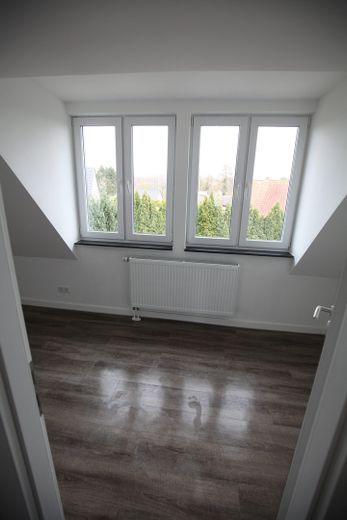 2. Schlafzimmer