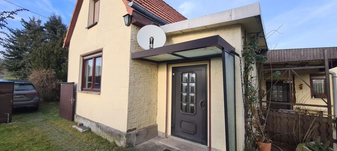 ab sofort: Einfamilienhaus in Alleinlage mit großem Grundstück – 20250122_144700
