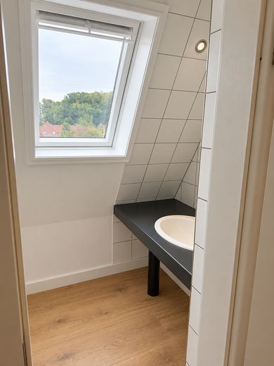 Schledehausen-3-Zimmer Dachgeschosswohnung 2.OG – Gäste WC