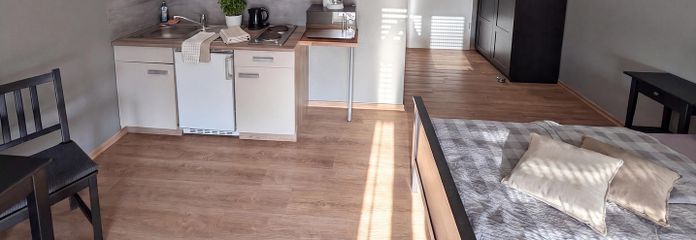 Möbliertes 1-Zimmer-Apartment, All-Inclusive – Wohnen auf Zeit / Furnished Studio, All-Inclusive