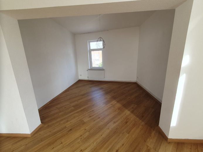 Lichtdurchflutete 3-Zimmer-Whg. in Bremerhaven-Lehe zu vermieten – Wohnbereich