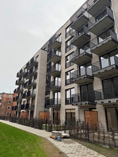 Schöne Neubauwohnung im Stadtzentrum – Außenansicht