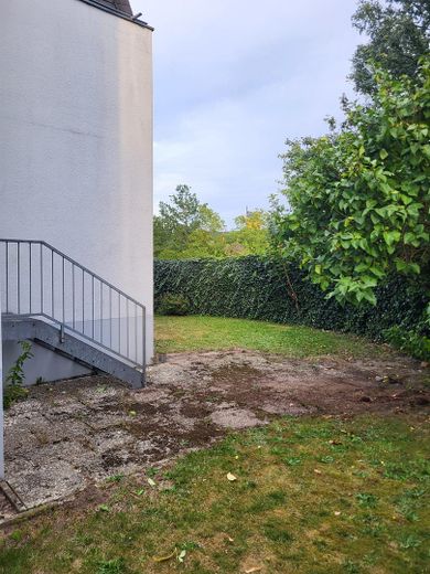Bezpłatne dla kupującego mieszkanie 2-pokojowe z tarasem, ogrodem i garażem – Terrasse und Garten