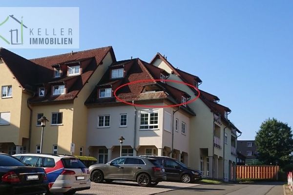 Vermietete, sehr ruhig gelegene 2-Raum-Dachgeschosswohnung mit Balkon und Tiefgaragenstellplatz