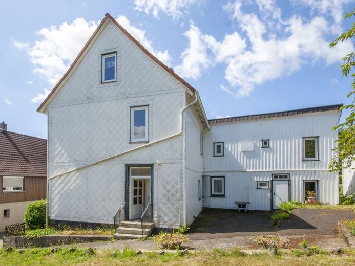Haus im Grünen mit zusätzlichem Appartement – Foto 1