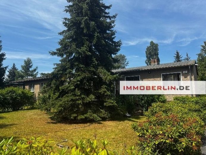 IMMOBERLIN.DE - Encantador bungalow con un jardín oeste de ensueño y garajes – Foto 1