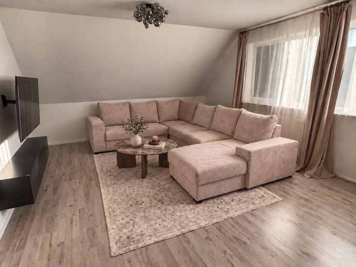 Seltene Gelegenheit in Holtorf: Großzügiges Zweifamilienhaus mit Terrasse und Garage – Wohnzimmer Dachgeschoß