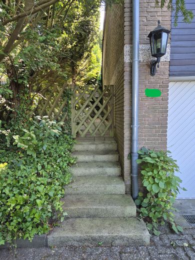 Maison d’architecte représentative dans un emplacement privilégié de Bad Nenndorf – Gartenzugang