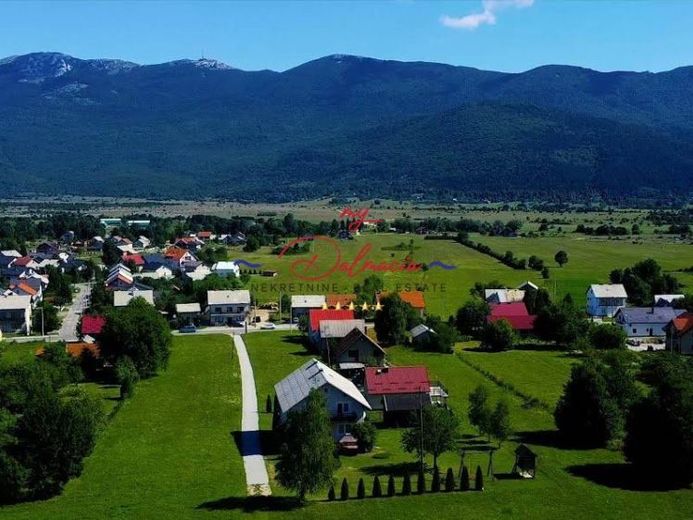 Korenica / Lika, attraktives Baugrundstück mit konzeptionellem Projekt für den Tourismus – Foto 1