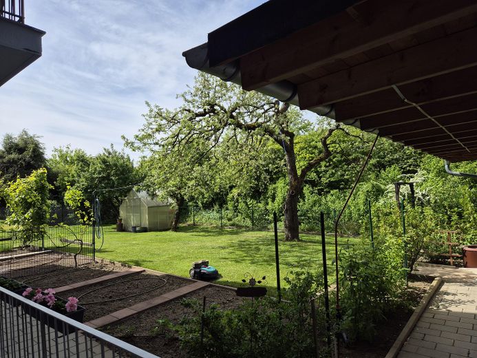 1-2 Familienhaus im Bielefelder Osten (von Privat) – Garten hinten
