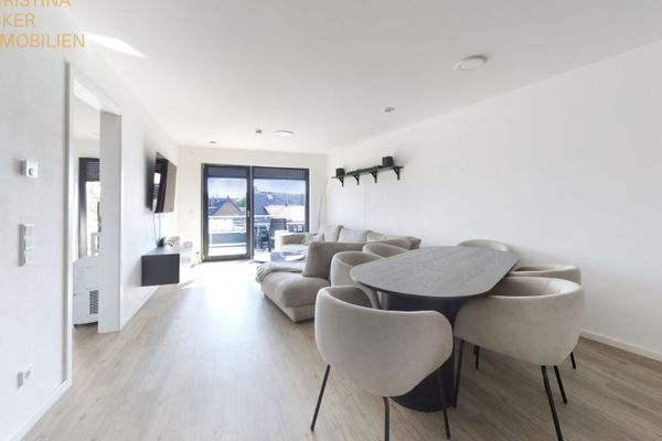 Moderne et sans barrières : lumineux appartement de 3 pièces avec cuisine équipée et balcon à Dreieich Sprendlingen