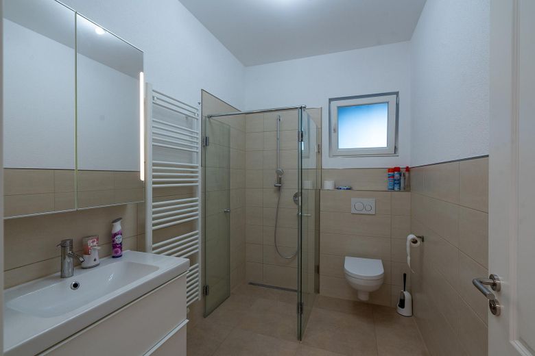Haus mit viel Wohnraum – Foto 32