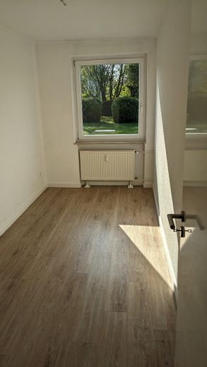 Затишна квартира на 2,5 кімнати з балконом і користуванням садом – Kinderzimmer/Büro