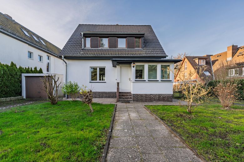 Frontansicht des Hauses