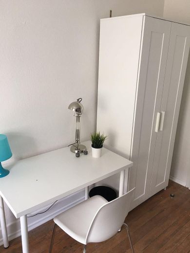 Vollvermietetes WG-Haus in Stuttgart, 10 Zimmer, 4,84 % Rendite, provisionsfrei – Foto 5