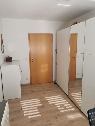 Piso de 4 habitaciones en planta baja en Mülheim-Kärlich – Foto 7