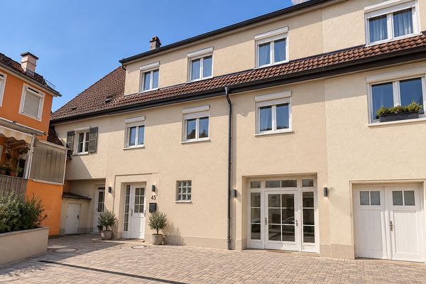 3-Zimmer Wohnung: Erstbezug nach Kernsanierung im Herzen der Altstadt