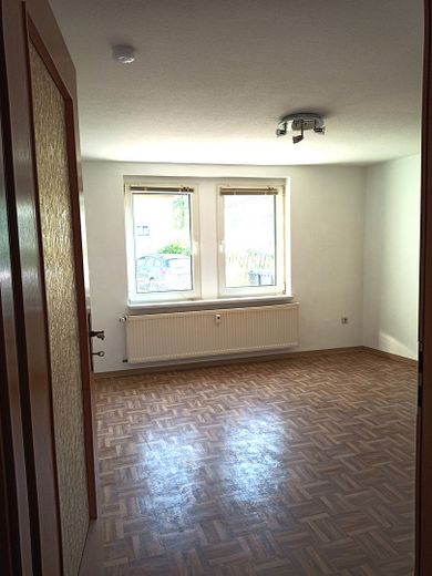 quiet central 2-room senior apartment on the ground floor – Foto 2