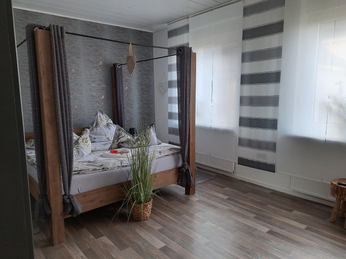WELL-MAINTAINED ONE-TWO-FAMILY HOUSE – Foto 15