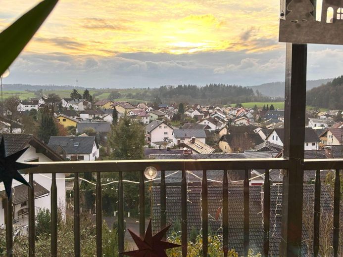 Abendl. Ausblick v. Wohnzimmer