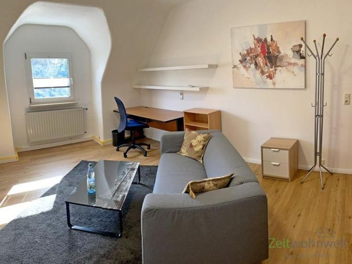 (EF0113_Y) Erfurt: Löbervorstadt, möbliertes Zimmer in schöner Wohnlage mit eigenem Bad, an Wochenendheimfahrer – Foto 1