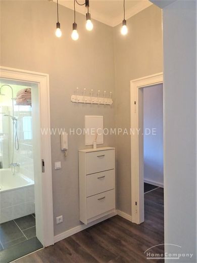 2300244 Dresden HomeCompany Möbliert 2-Zimmer Wohnung mit Balkon in Dresden-Pieschen – fb74a16754eeef89725ae075018f715ec9374c66.jpg