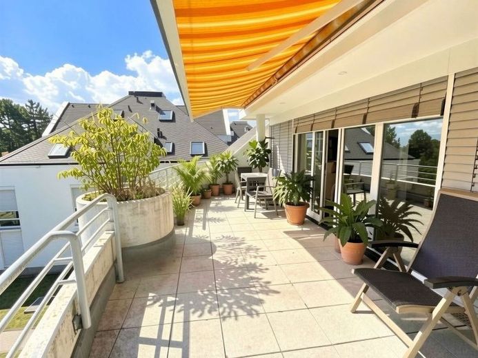Wo die Dachterrasse zum zweitenWohnzimmer wird – Penthouse-Maisonette über zwei Ebenen – Foto 1