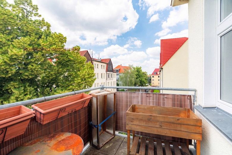 Charmante 3-Raumwohnung mit Balkon 
und Stellplatz im Leipziger Osten! – Immobilie in Leipzig / Engelsdorf zu verkaufen_3-Raum_Balkon