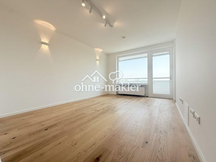 FREI Wunderschöne 1,5-Zi-Whg mit großem Balkon – Foto 1