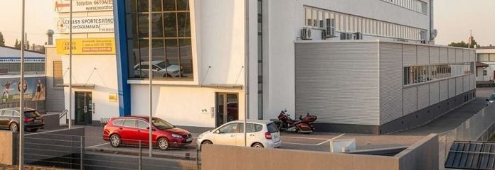 Bureaux impeccablement entretenus de 150 m² à 556 m² à louer à Heusenstamm