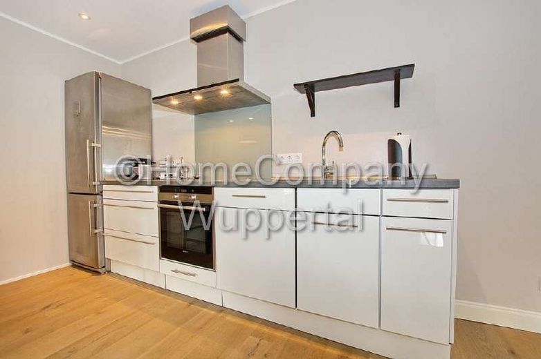 Reside at the Toelleturm! Modern 2-room apartment with terrace, DSL wifi and many extras – 0ed72dac1bb75fa96374de21895289b3c6fe85b0.jpg
