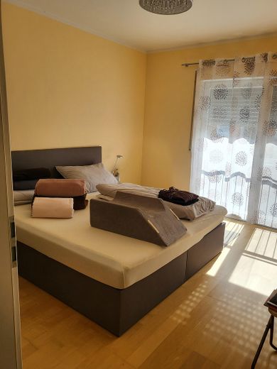 Schönes EFH mit exklusiver Ausstattung – Zimmer 3