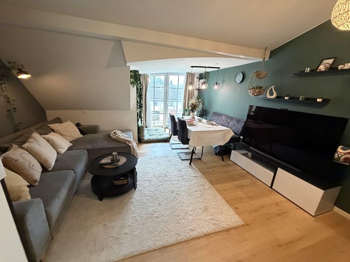 Apartamento elegante sin comisión Bad Endorf/ 3 hab., ascensor, plaza de aparcamiento – Foto 8