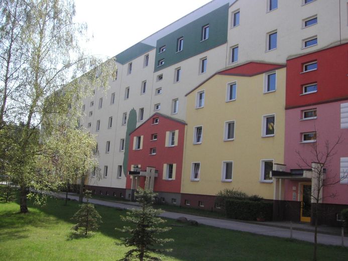 Bezugsfertige 4 Zi.-Whg mit Balkon u. EBK, Pilzheide in Walddrehna – Foto 4
