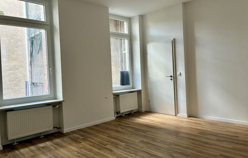 Hochwertige Fünfer-WG, Familienwohnung oder Praxis: Erstbezug nach Kernsanierung in der Innenstadt – Zimmer A