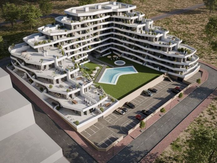 Resort in San Miguel de Salinas – Foto 1