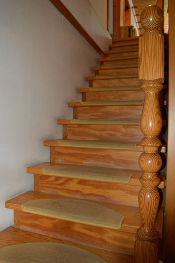 Treppe vom EG zum Obergeschoß
