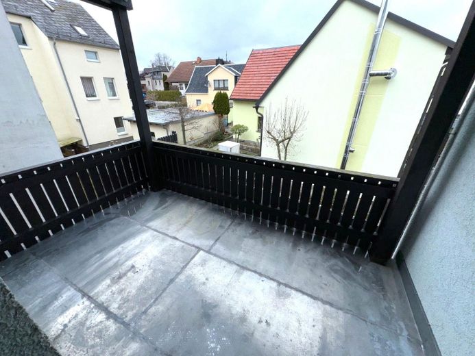 1.OG.li. gr. überd. Balkon