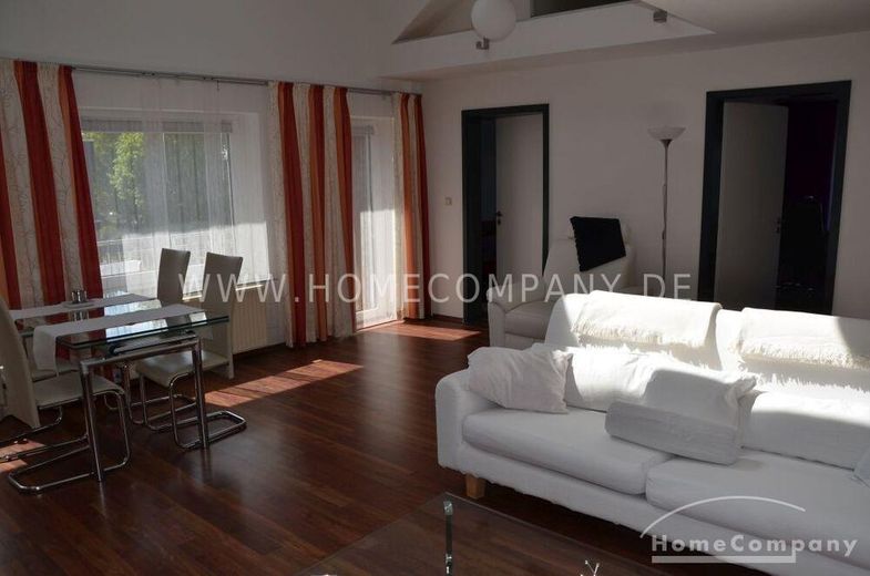 Appartamento di 3 locali, arredato. 1° piano, balcone esposto a sud. – 999407e9a2052c369d82377097fefd81a5e7182e.jpg