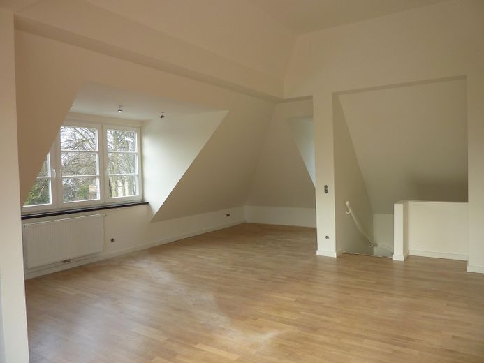 Exklusive 3,5-Zimmer Maisonette-Wohnung mit zwei Balkonen in Hamburg – Zdjęcie 9