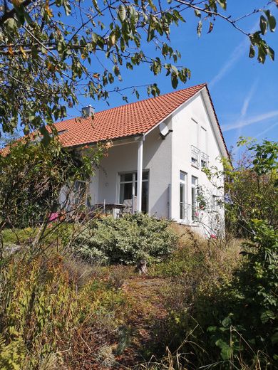 Sonnige Aussichtslage – Blick vom Garten