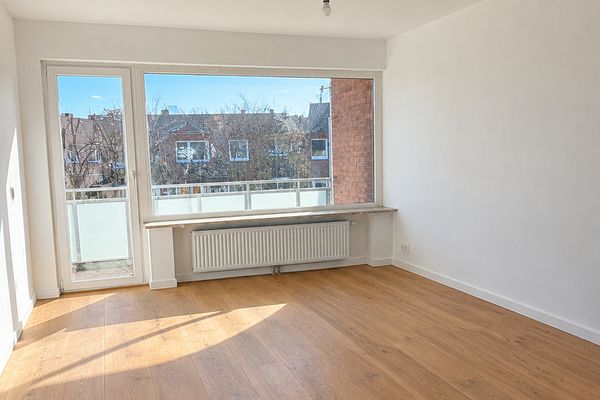 Erstbezug nach Sanierung: Helle 3-Zimmer-Wohnung in Hamburg-Niendorf