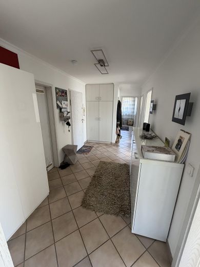 Bestlage am Budenheimer Wald / Helle 3-Zimmer Wohnung mit Balkon und Garage – Diele