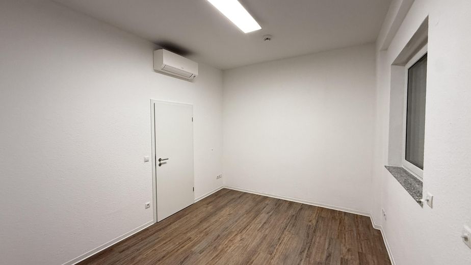 klimatisierte - 3,5-Zimmer Wohnung (EG) - mit Terrasse in Andernach – Schlafen 1