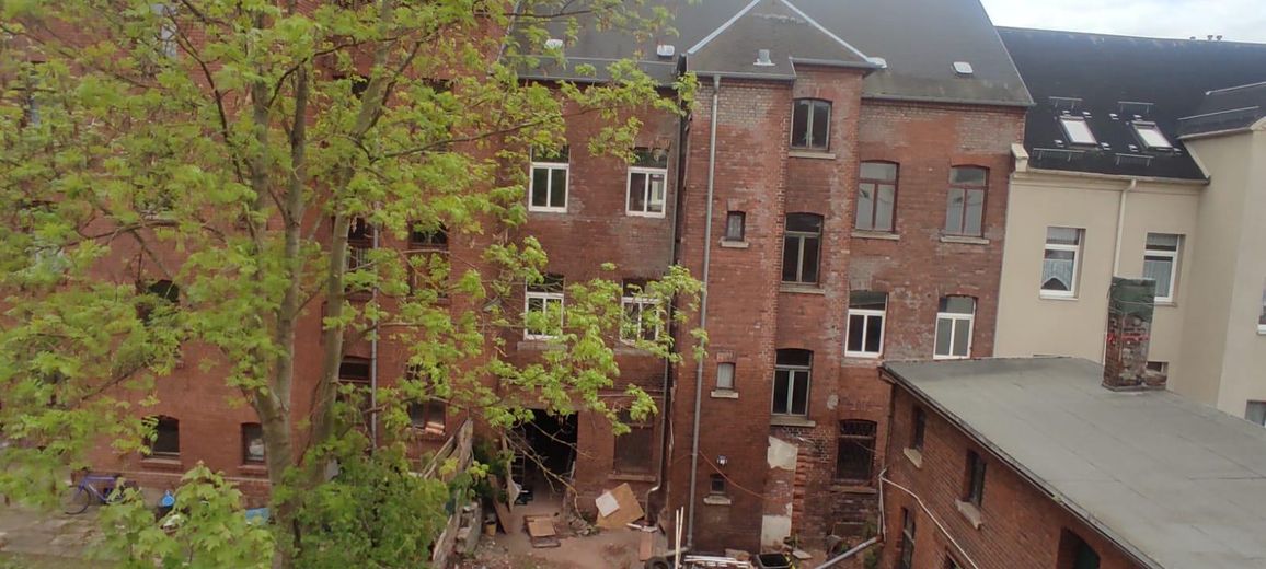 Tolles Sanierungsobjekt ohne Denkmalschutz, 6 Familienhaus und 2 Familienhaus mit Werkstatt/Büro – Foto 3