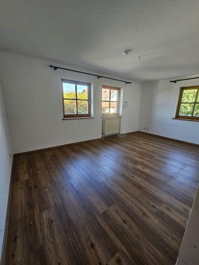 Traumwohnung m. Garten in bester Wohnlage Ende Sackgasse mit Blick in die Alpen mit PV Anlage – Arbeitszimmer 1