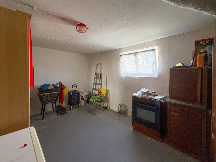 Zweifamilienhaus, teilvermietet, Wohnung im OG in Renovierung. Zentrale Lage Hamm/Sieg – Foto 19